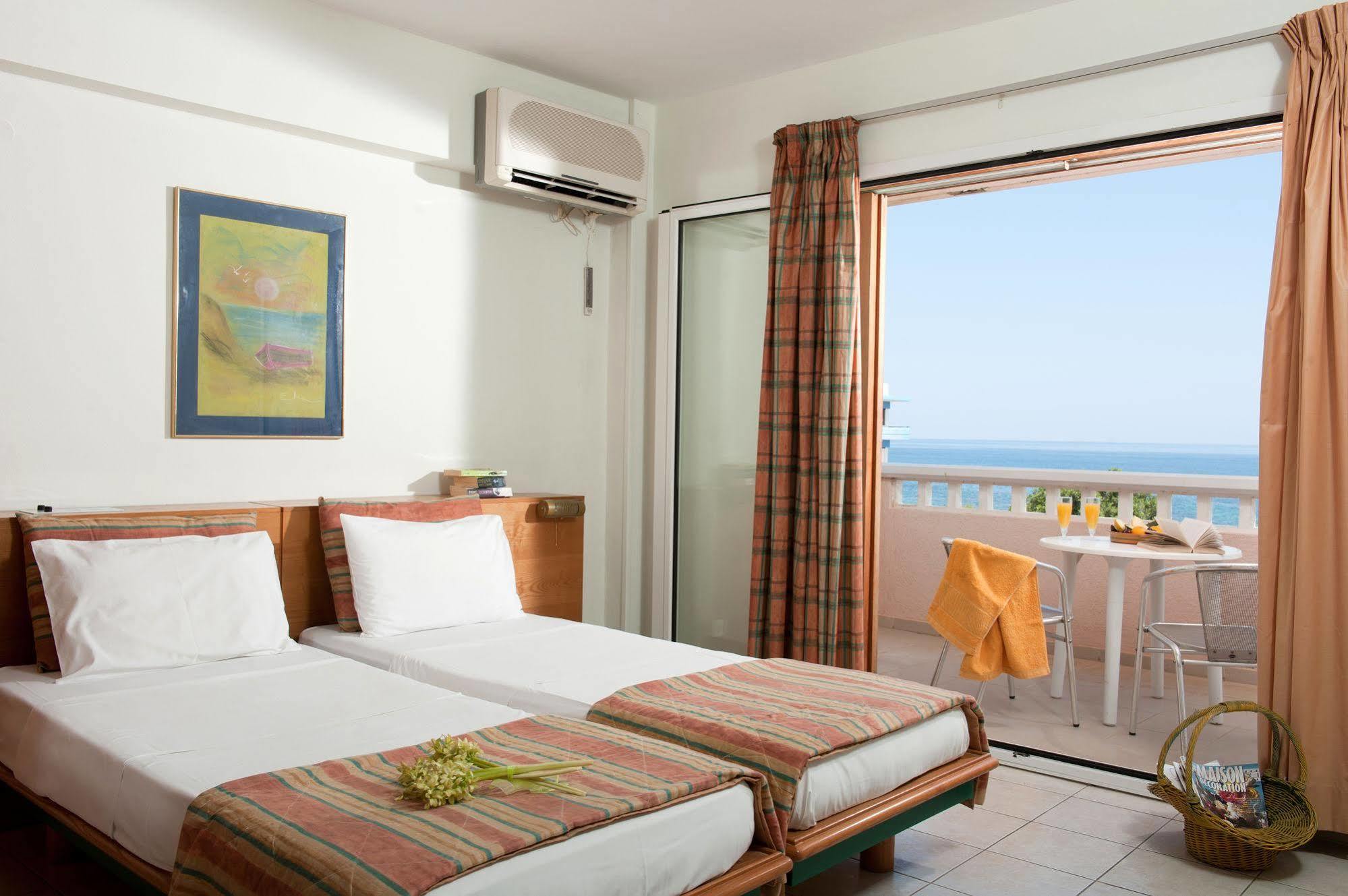 Andromeda Apartments & Studios Hersonissos  Luaran gambar