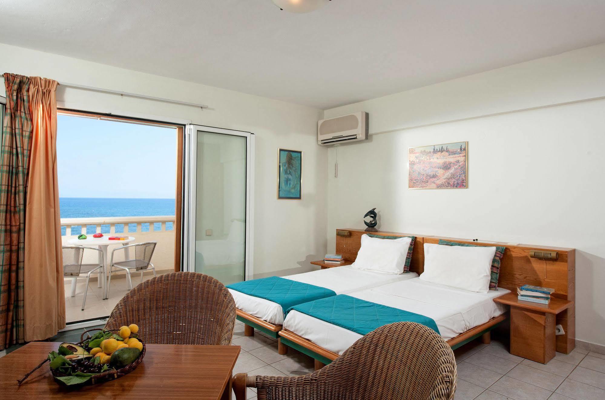 Andromeda Apartments & Studios Hersonissos  Luaran gambar